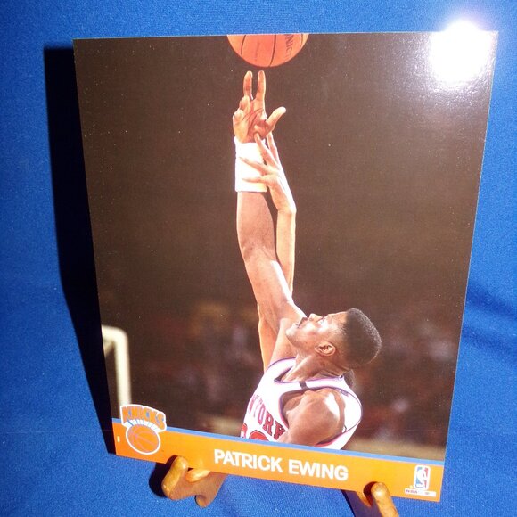 Vintage OFFICIAL NBA HOOPS BASKETBALL PRINT PATRICK EWING - NEW YORK KNICKS 1991 - Picture 4 of 5